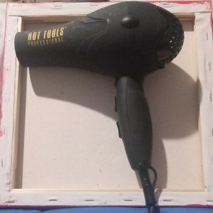 Hot Tools Hair dyer from Ulta